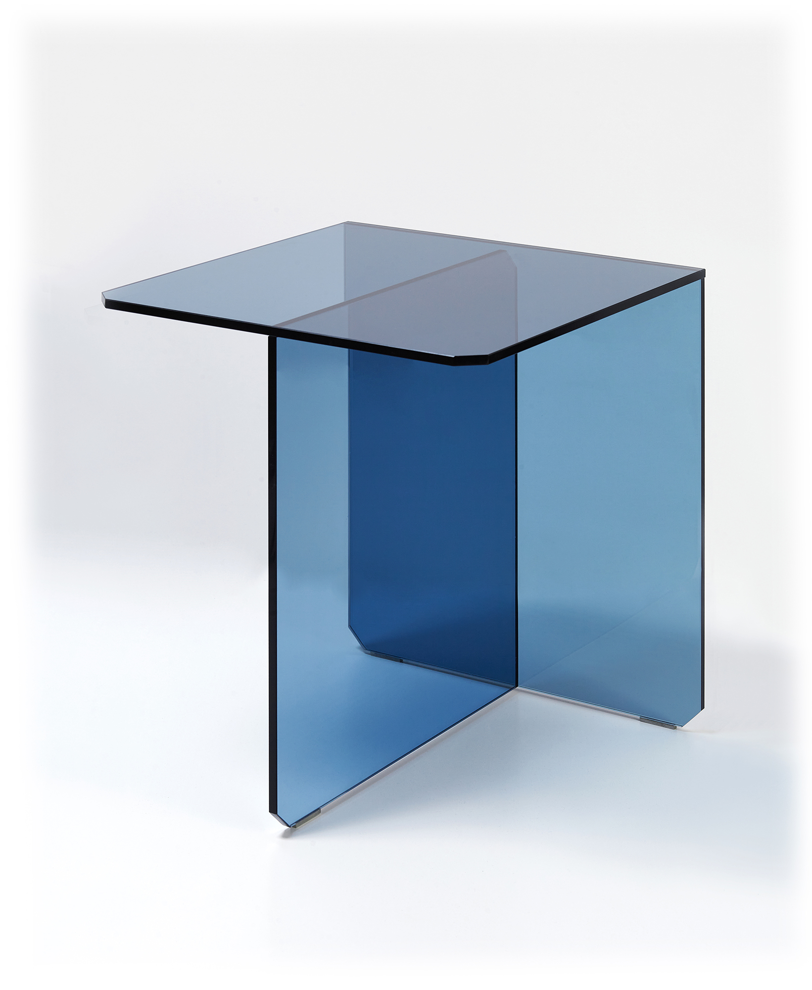KUM side table