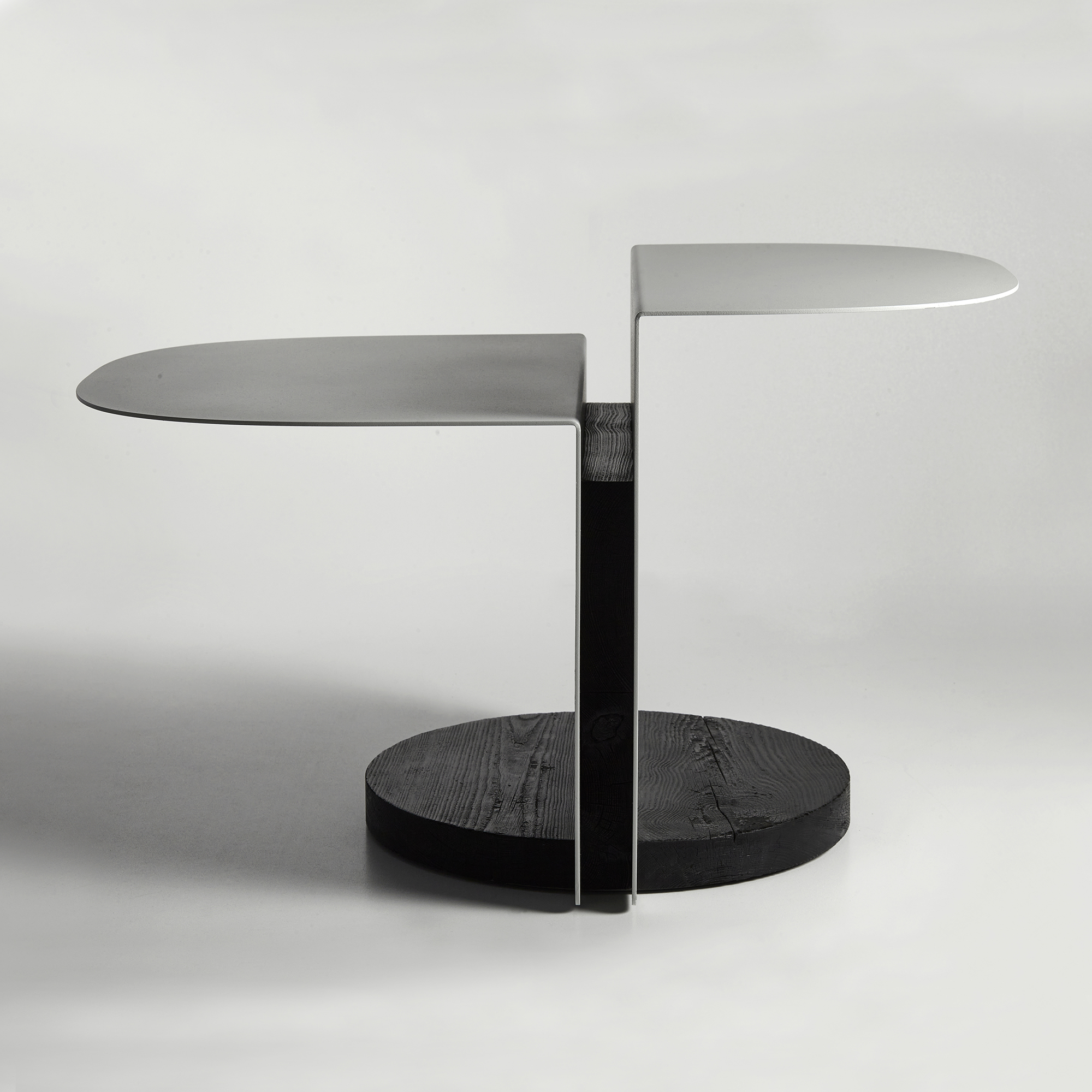 PODIUM coffee table