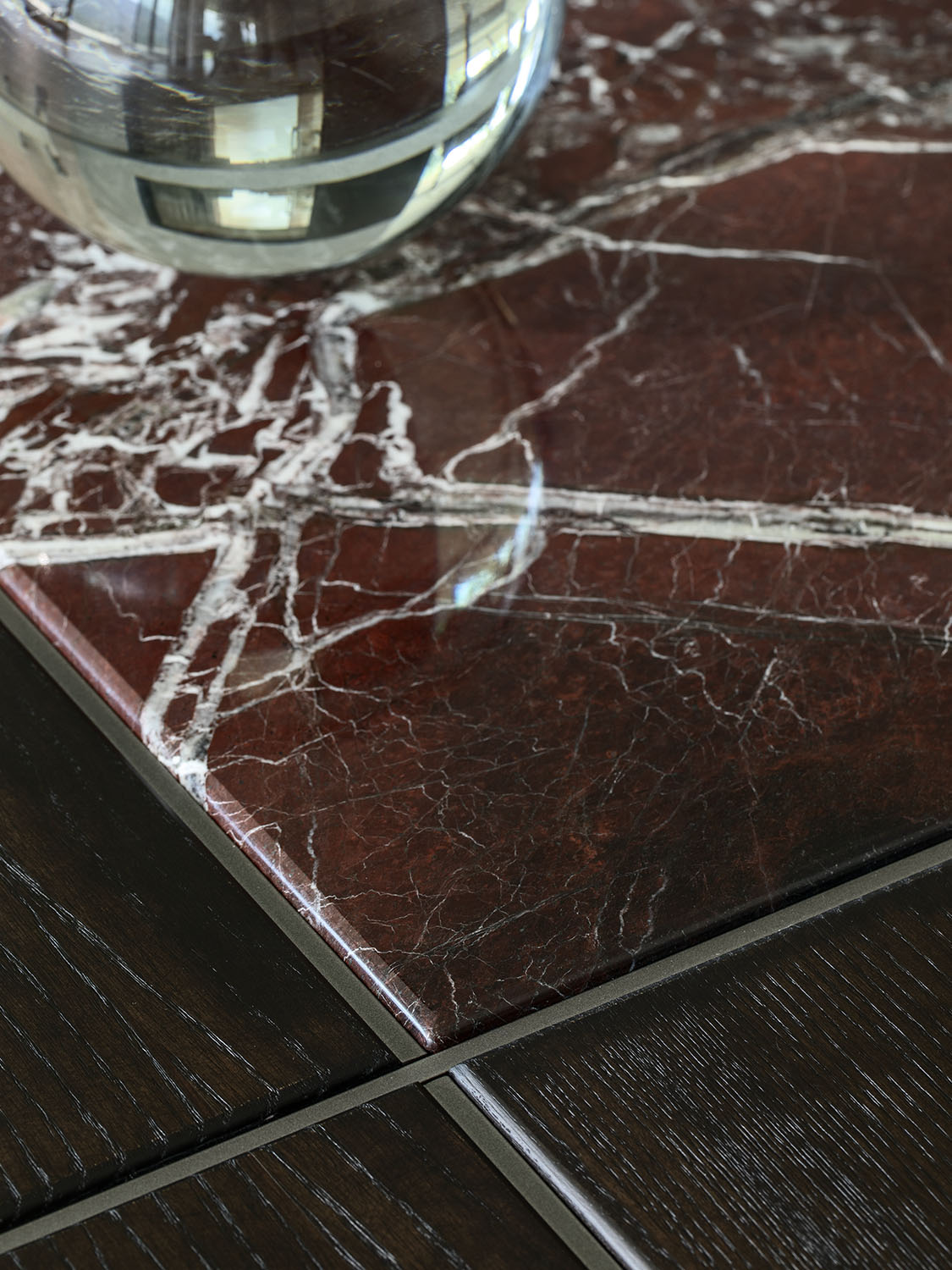 GEN coffee table